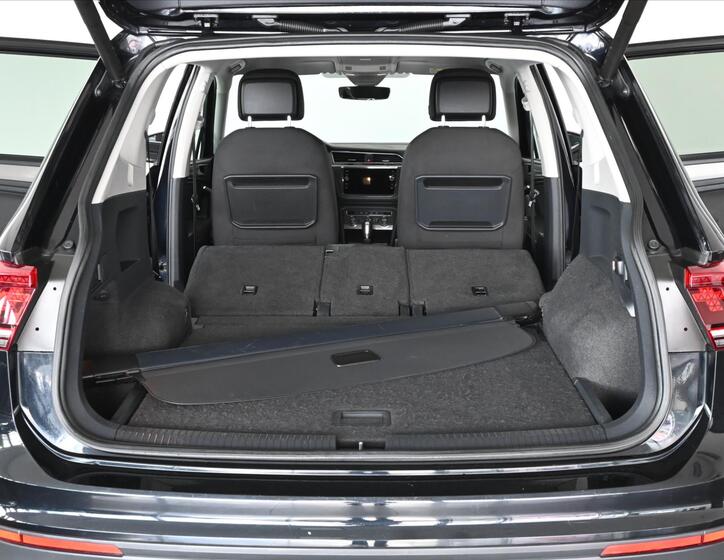 Volkswagen Tiguan Allspace 7