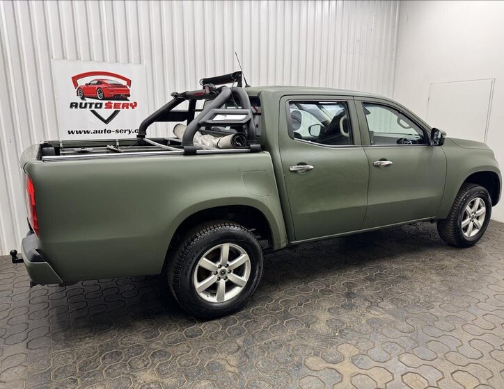 Mercedes-Benz Třídy X Pick-up 2,3 l 120 kw