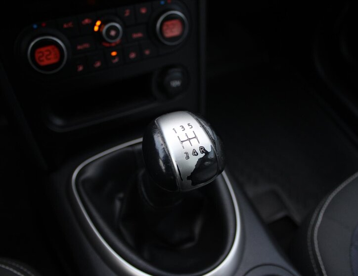 Nissan Qashqai SUV 1,6 l 84 kw