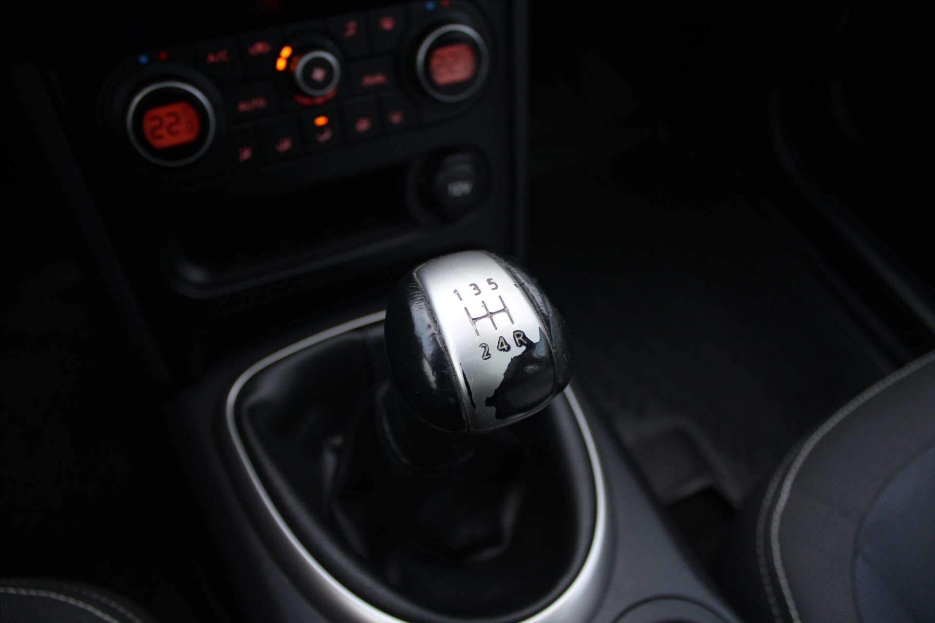 Nissan Qashqai SUV 1,6 l 84 kw