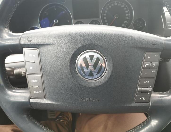 Volkswagen Phaeton 14