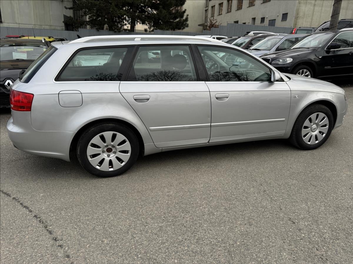 Audi A4 Kombi 2,0 l 103 kw