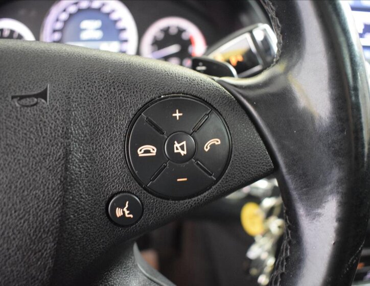 Mercedes-Benz Třídy E Sedan / Limuzína 3,0 l 170 kw