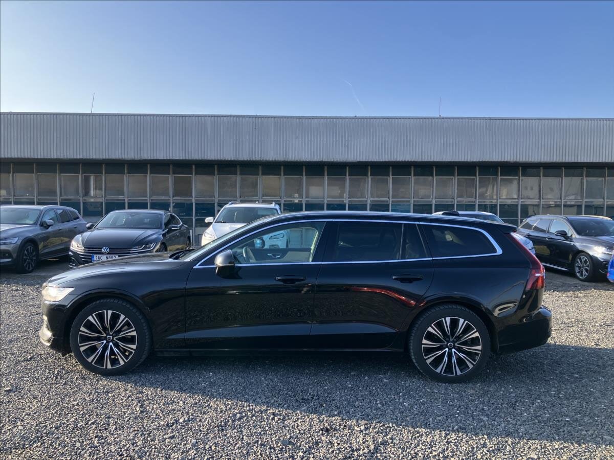Volvo V60 Kombi 2,0 l 145 kw