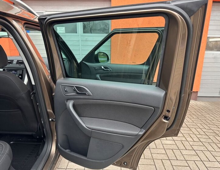 Škoda Yeti SUV / Terénní 1,2 l 81 kw