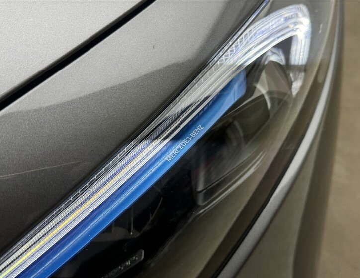Mercedes-Benz EQB SUV / Terénní 0,0 168 kw