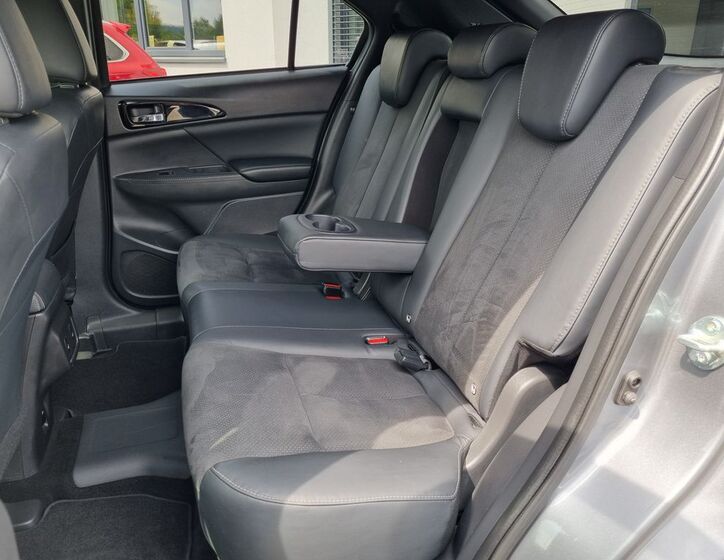 Mitsubishi Ostatní 12