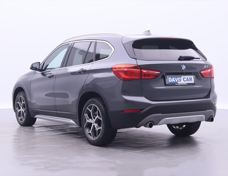 BMW X1 SUV 2,0 l 140 kw