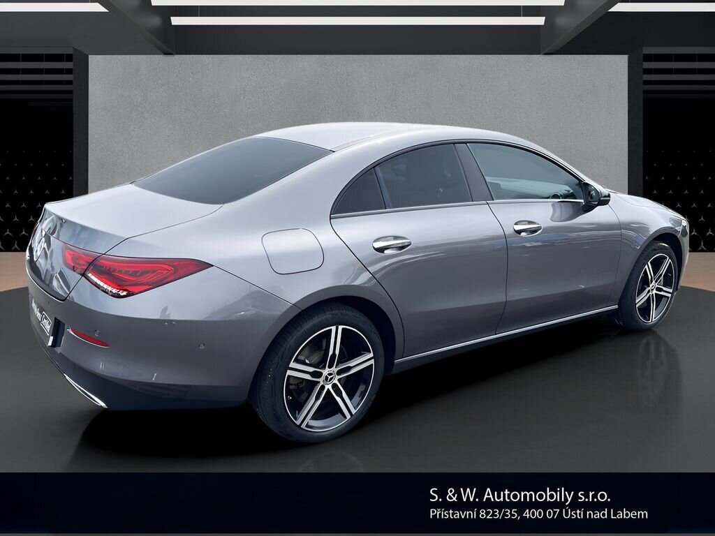 Mercedes-Benz CLA Sedan / Limuzína 1,3 l 118 kw