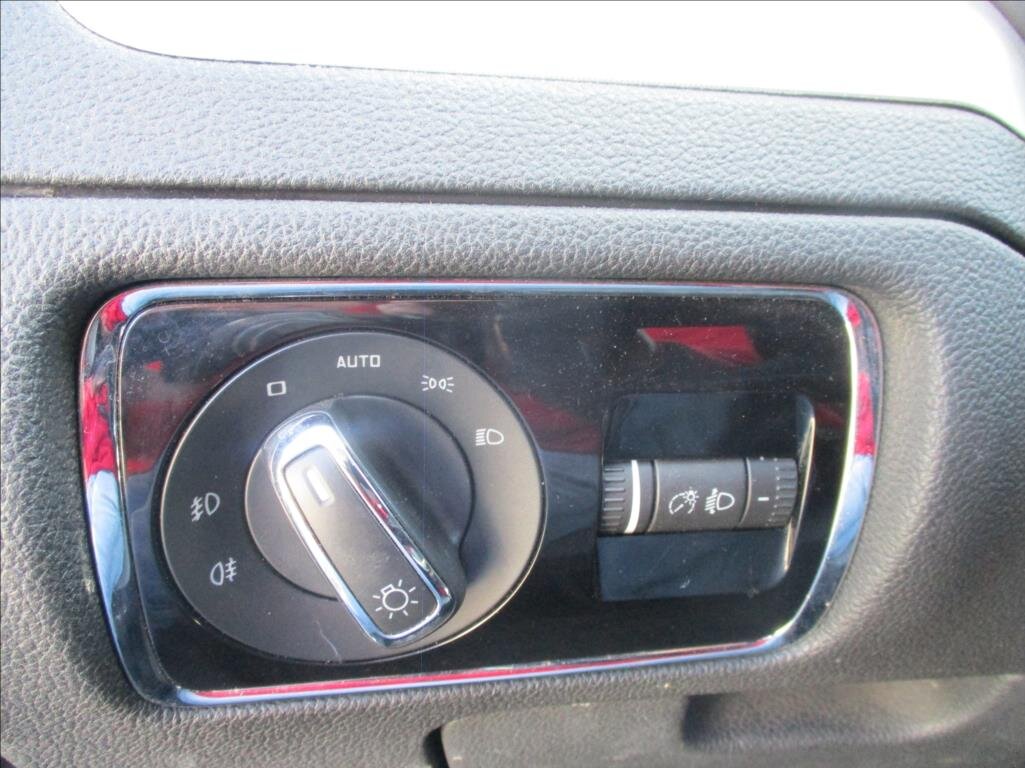 Škoda Superb Kombi 1,6 l 77 kw