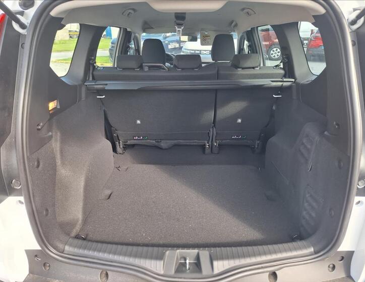 Dacia Jogger 11
