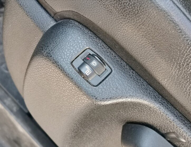 Opel Vivaro Ostatní 2,0 l 110 kw