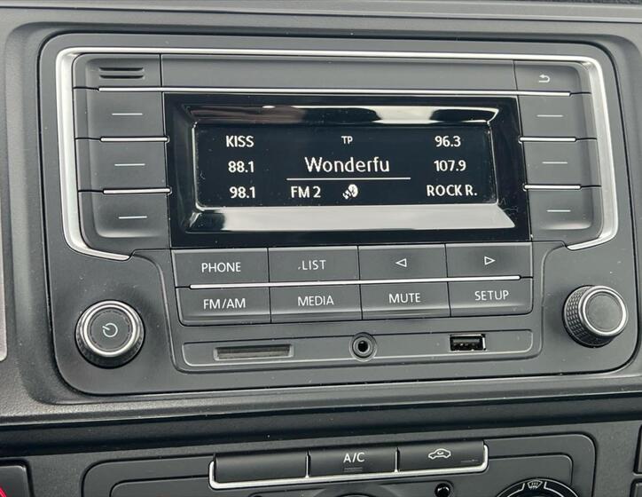 Volkswagen Transporter 12