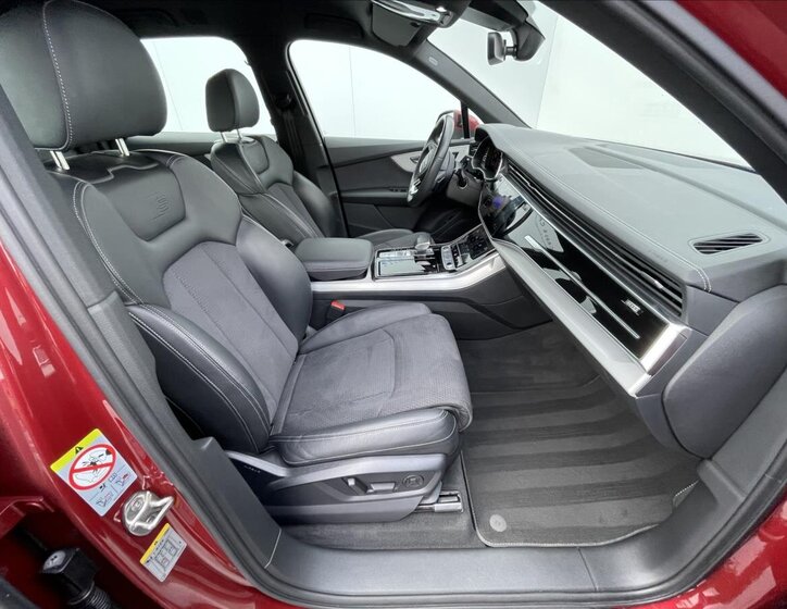 Audi Q7 SUV / Terénní 3,0 l 210 kw