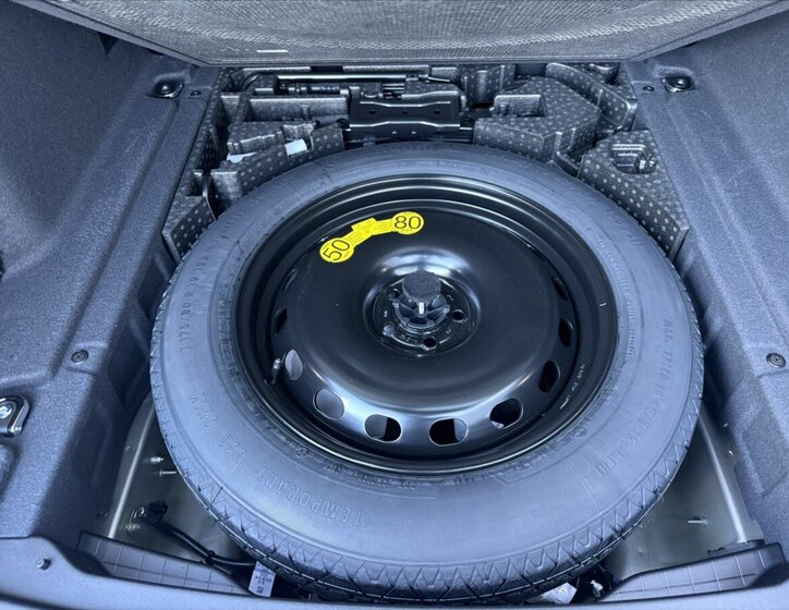 Land Rover Range Rover Velar SUV / Terénní 3,0 l 221 kw