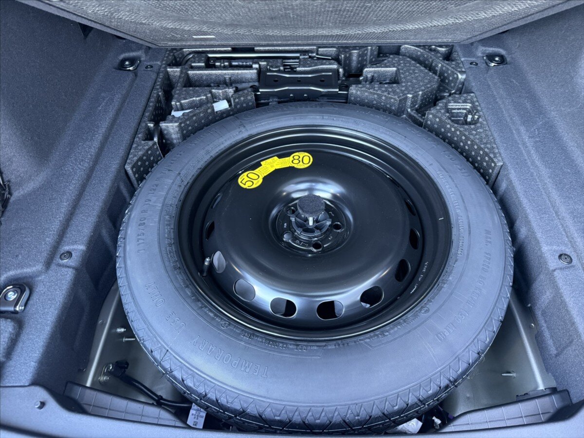 Land Rover Range Rover Velar SUV / Terénní 3,0 l 221 kw