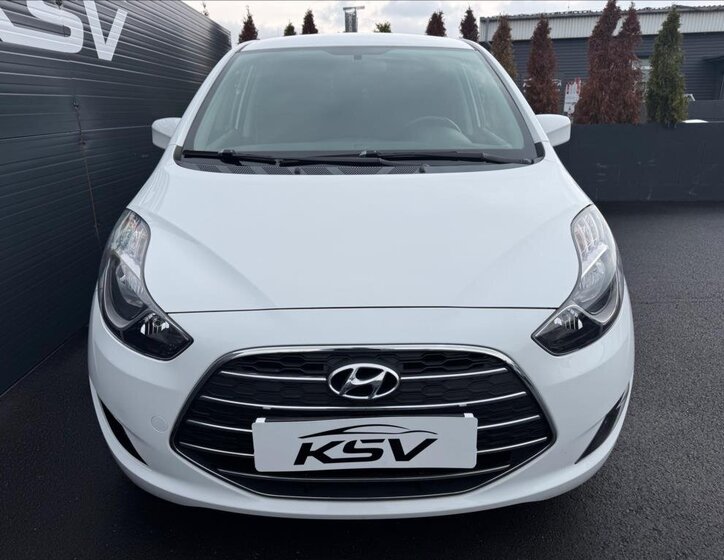 Hyundai ix20 MPV 1,4 l 66 kw