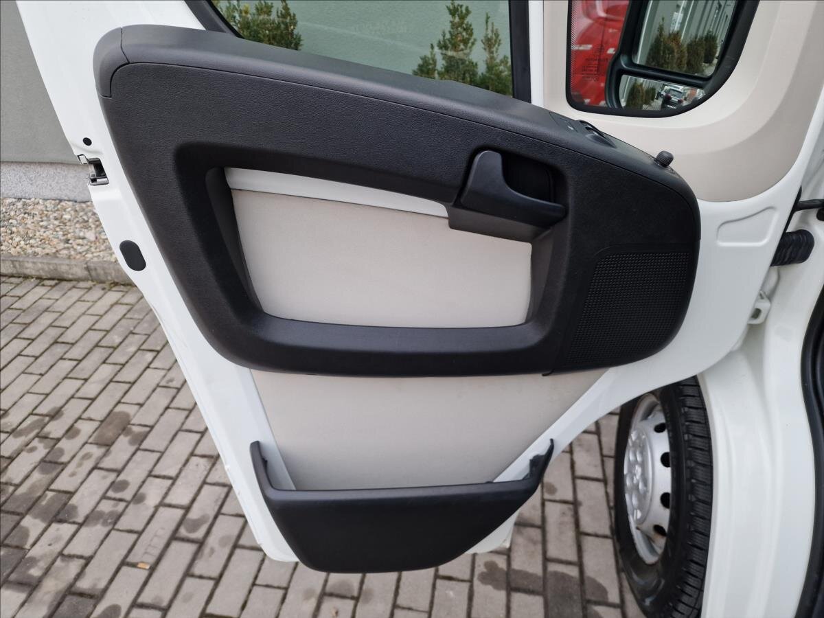 Peugeot Boxer Skříň 2,0 l 96 kw