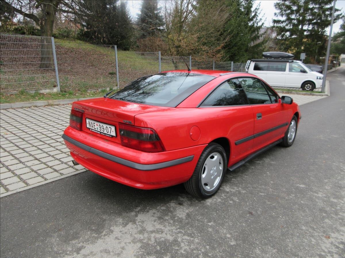 Opel Calibra Kupé 2,0 l 85 kw