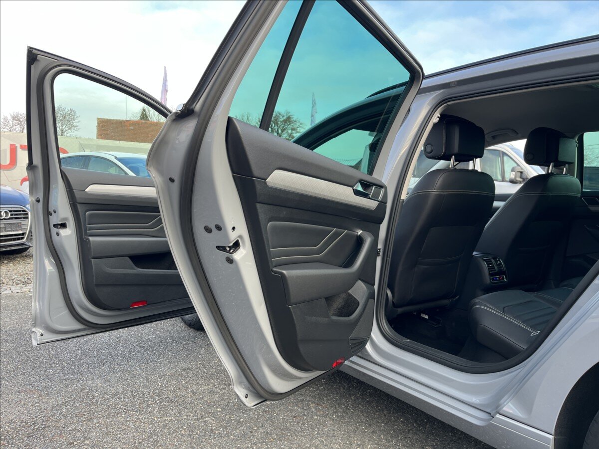 Volkswagen Passat Kombi 2,0 l 110 kw