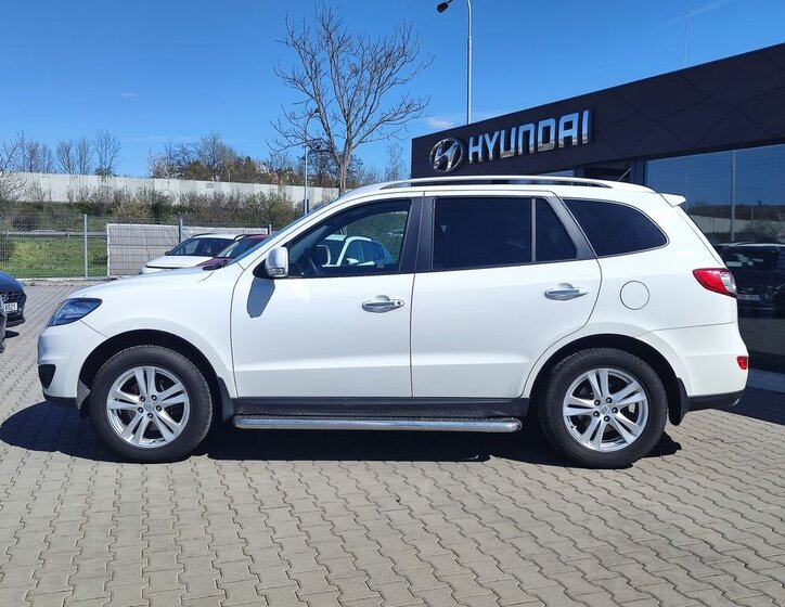 Hyundai Santa Fe SUV / Terénní 2,2 l 145 kw