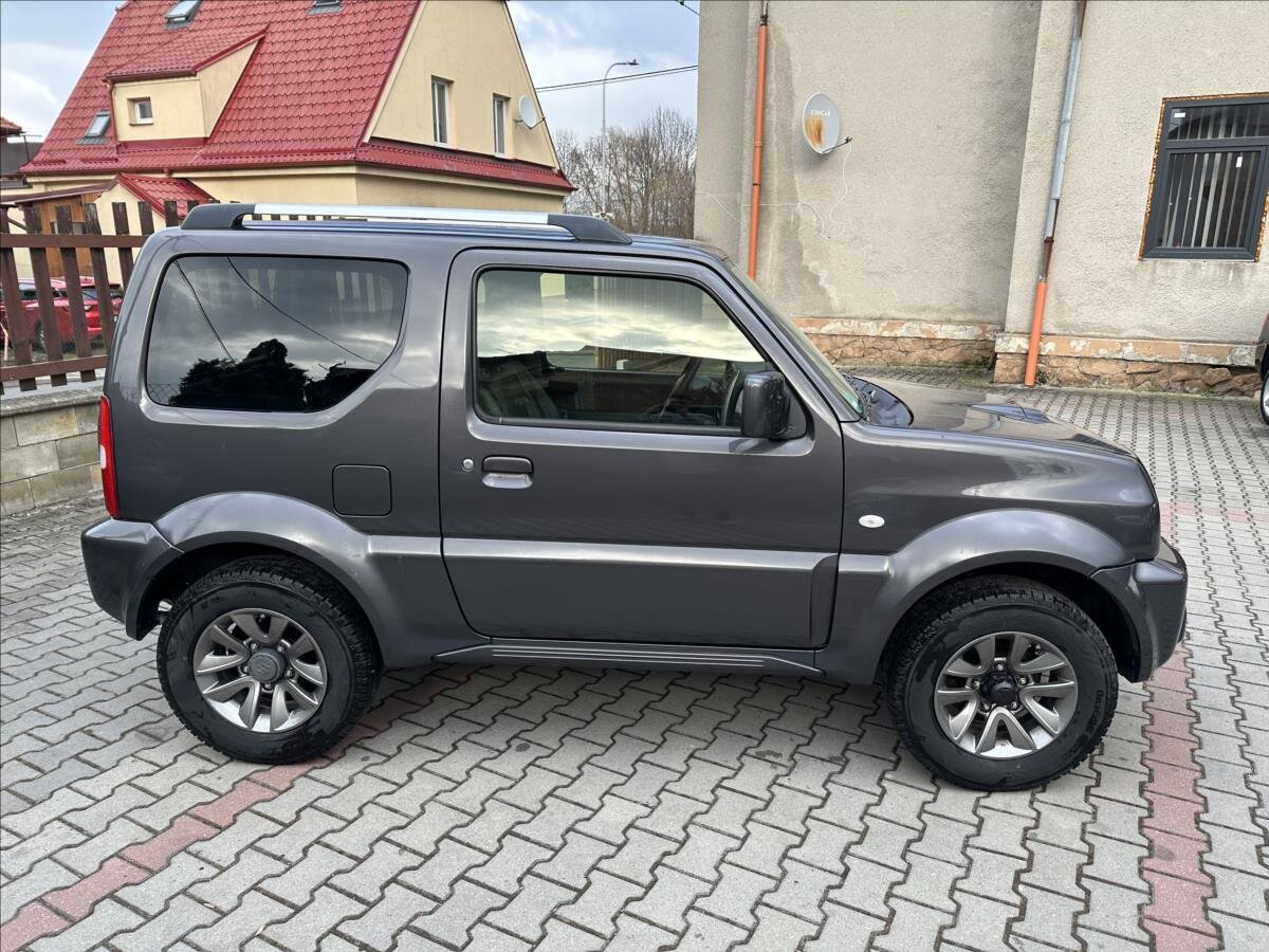 Suzuki Jimny SUV / Terénní 1,3 l 63 kw