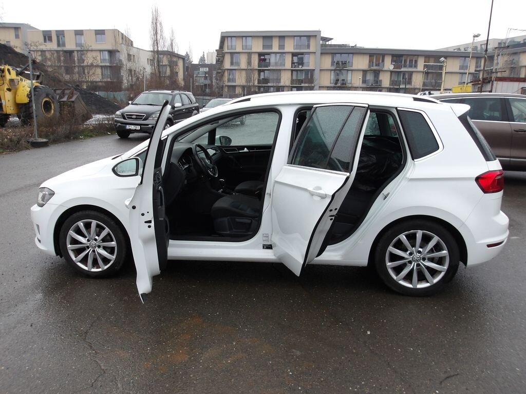 Volkswagen Touran Kombi 2,0 l 110 kw