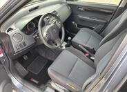 Suzuki Swift 13
