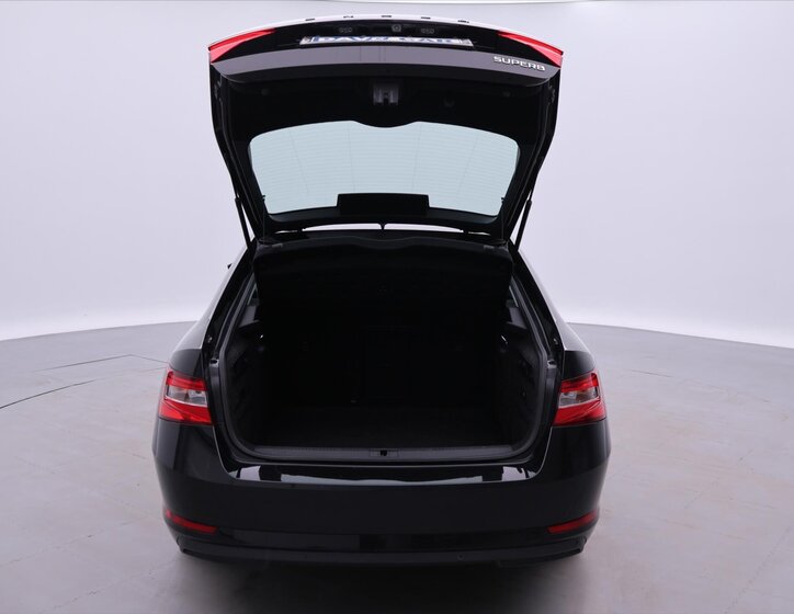 Škoda Superb Liftback 2,0 l 140 kw