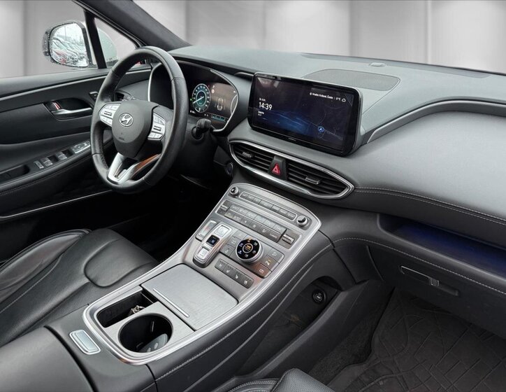 Hyundai Santa Fe SUV 1,6 l 195 kw