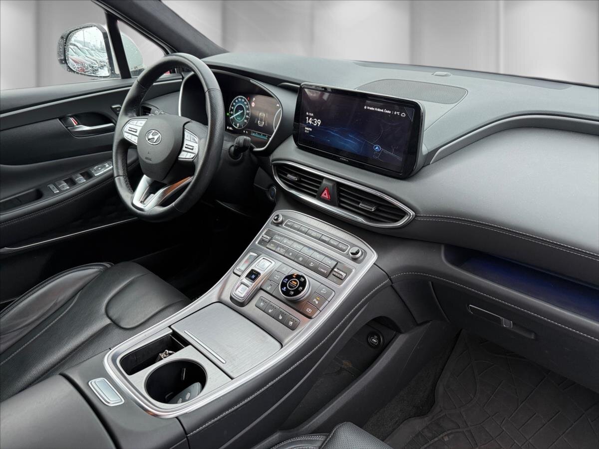 Hyundai Santa Fe SUV 1,6 l 195 kw