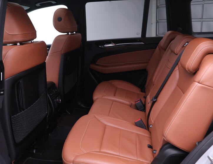 Mercedes-Benz GLS 71