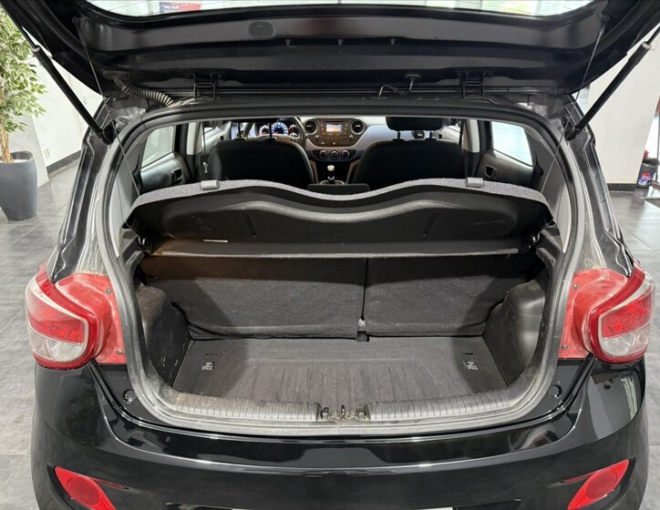 Hyundai i10 Hatchback 1,2 l 64 kw