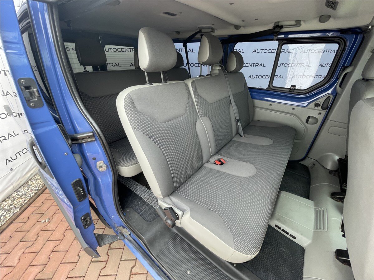 Opel Vivaro MPV 2,5 l 107 kw