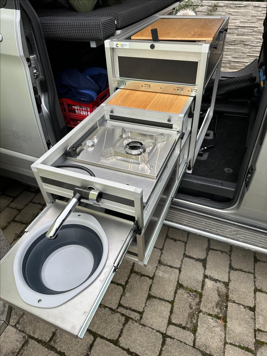 Ford Tourneo Custom MPV 2,0 l 110 kw