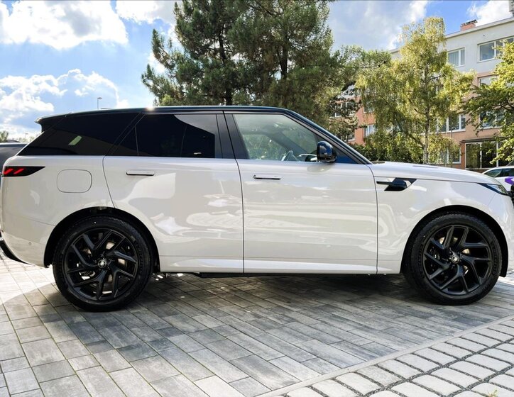 Land Rover Range Rover Sport 10