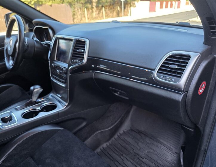 Jeep Grand Cherokee SUV / Terénní 3,0 l 184 kw