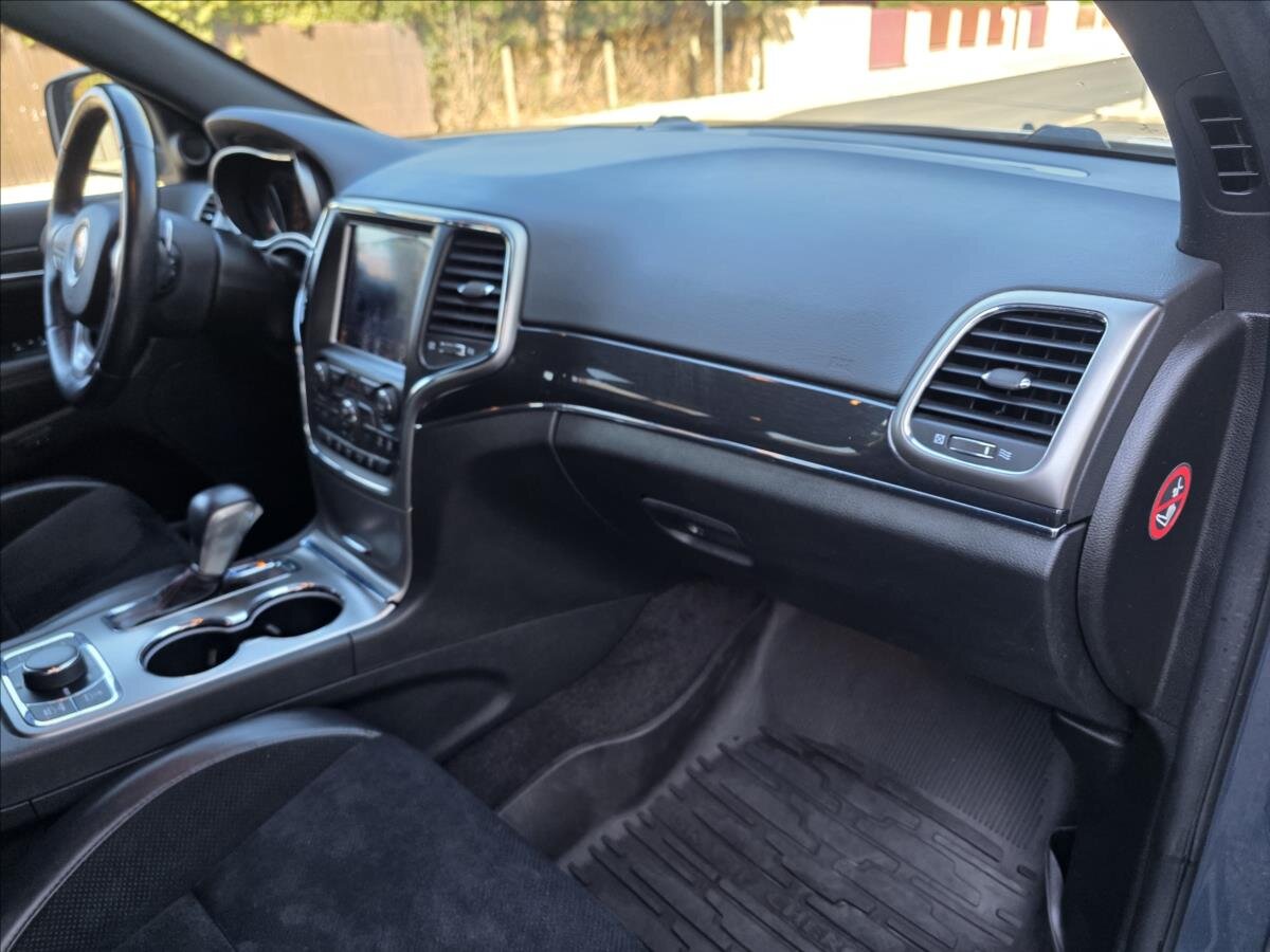 Jeep Grand Cherokee SUV / Terénní 3,0 l 184 kw
