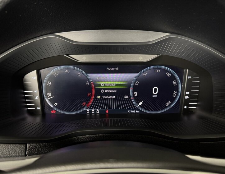 Škoda Karoq SUV / Terénní 1,5 l 110 kw