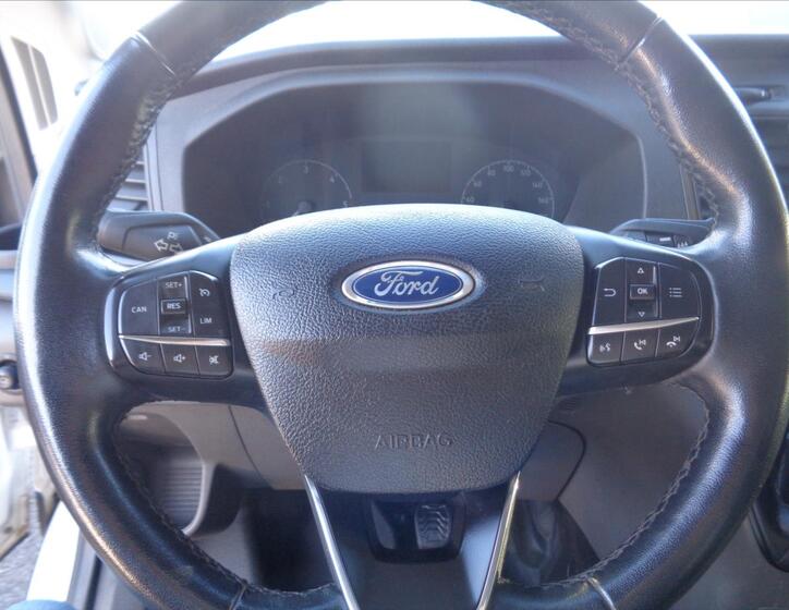 Ford Transit 11