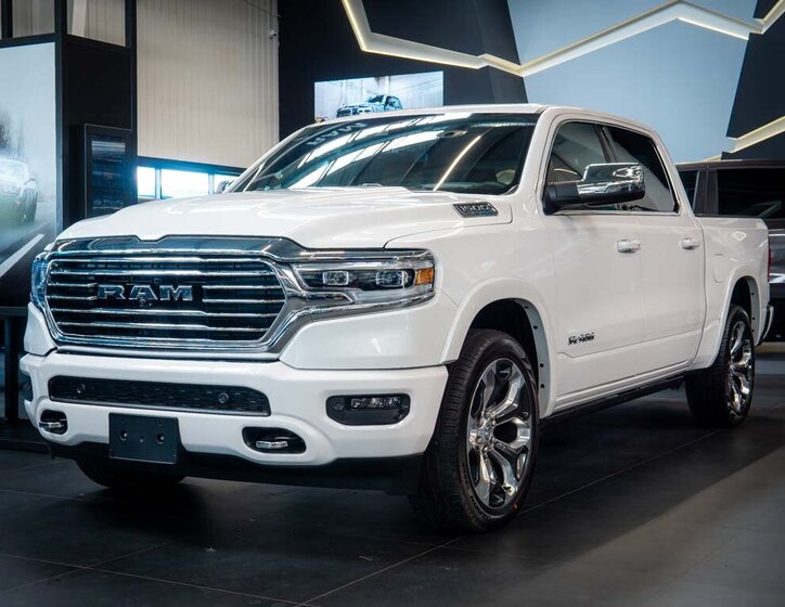 Dodge RAM Pick-up 5,7 l 291 kw