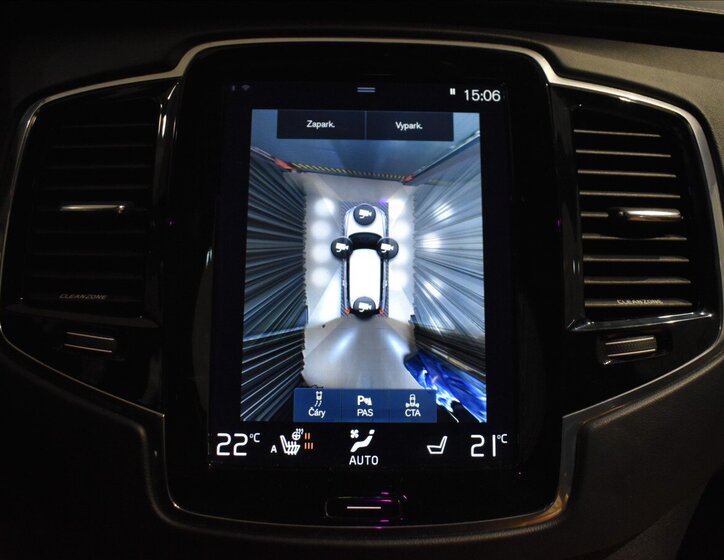 Volvo XC90 SUV 2,0 l 165 kw