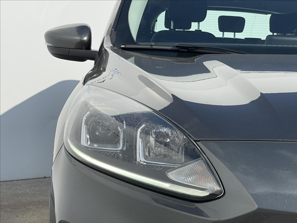 Ford Kuga SUV / Terénní 1,5 l 110 kw