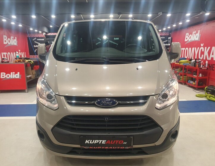 Ford Tourneo Custom Kombi 2,2 l 92 kw