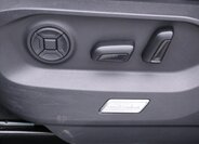 Volkswagen Touareg SUV / Terénní 3,0 l 210 kw