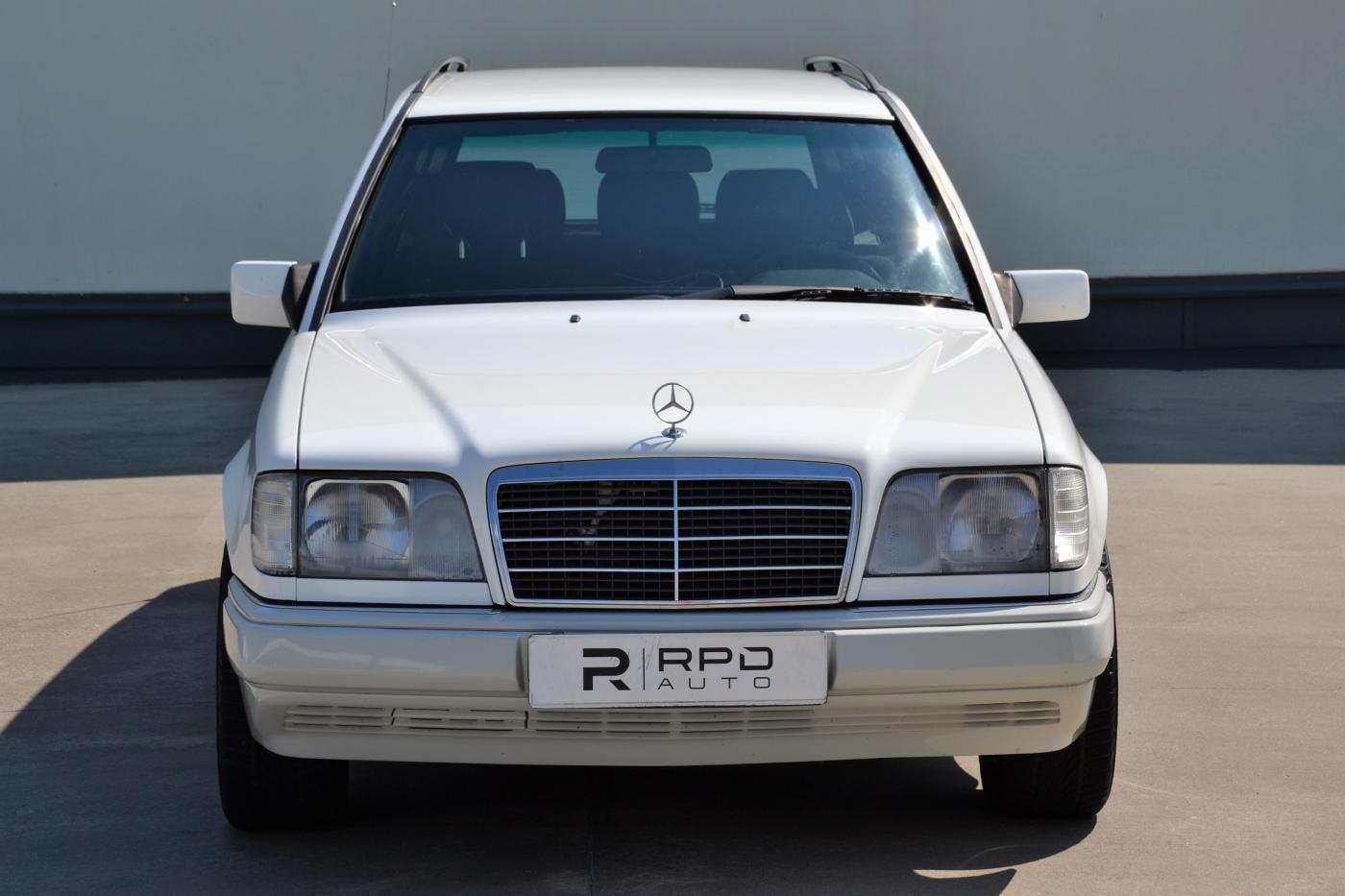 Mercedes-Benz 124
