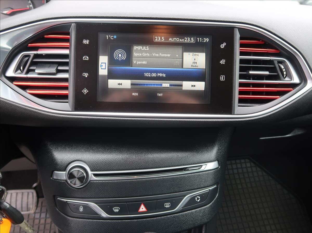 Peugeot 308 Kombi 2,0 l 110 kw