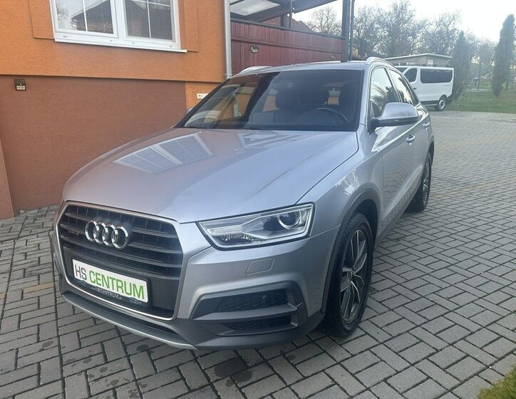 Audi Q3 8