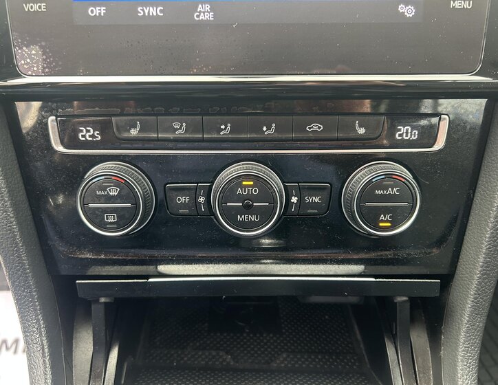 Volkswagen Golf Kombi 2,0 l 110 kw