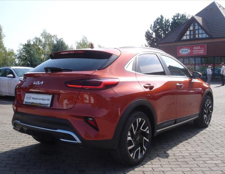 KIA XCeed SUV 1,5 l 103 kw